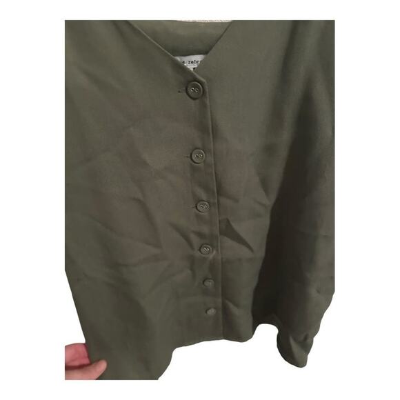 Naked Zebra Olive Green Button-Up V-Neck Tank Top - Women's M - Picture 7 of 13